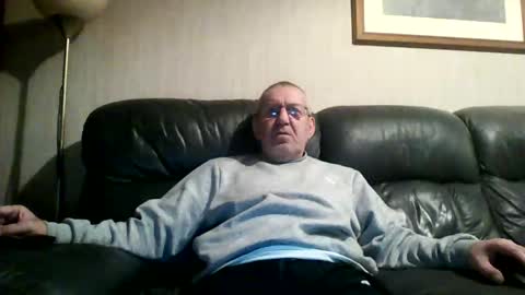 Snapshot of discovery63 chatting on February 2025 06:21:01 PM discovery63 online show from February 2025 06:21:01 PM