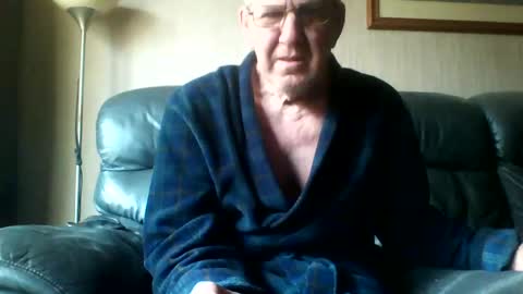 Snapshot of discovery63 chatting on March 2025 11:23:01 AM discovery63 online show from March 2025 11:23:01 AM