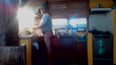 Snapshot of discretopasivo chatting on April 2026 12:02:01 PM discretopasivo online show from April 2026 12:02:01 PM