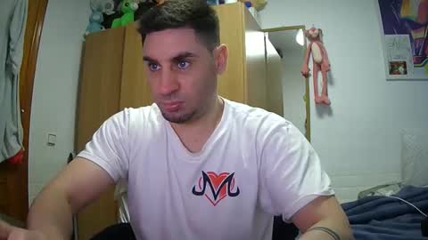 Snapshot of diselobienclaro chatting on December 2025 10:27:01 PM diselobienclaro online show from December 2025 10:27:01 PM