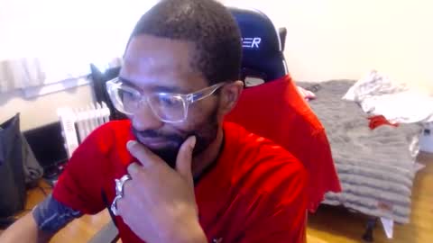 Snapshot of disr3sp3ctfully_dipp3d chatting on April 2026 04:19:01 PM Your Best Worst Nightmare online show from April 2026 04:19:01 PM