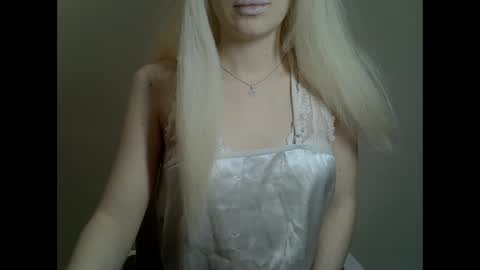 DitaMilton online show from January 2025 07:48:01 PM