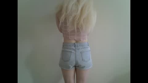 DitaMilton online show from February 2025 11:41:02 AM