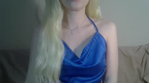 DitaMilton online show from December 2025 08:24:02 PM