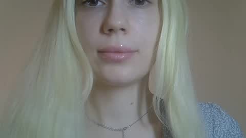 Snapshot of ditamilton chatting on March 2026 08:25:02 PM DitaMilton online show from March 2026 08:25:02 PM