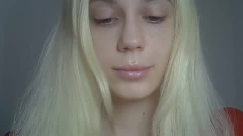 Snapshot of ditamilton chatting on March 2026 01:12:02 PM DitaMilton online show from March 2026 01:12:02 PM