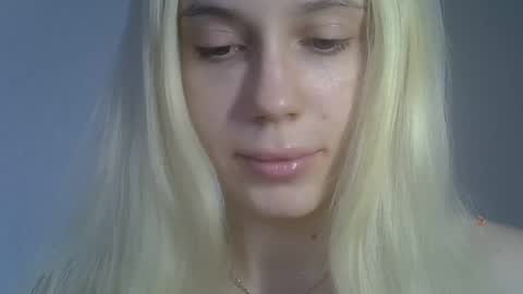 Snapshot of ditamilton chatting on April 2026 02:55:02 PM DitaMilton online show from April 2026 02:55:02 PM