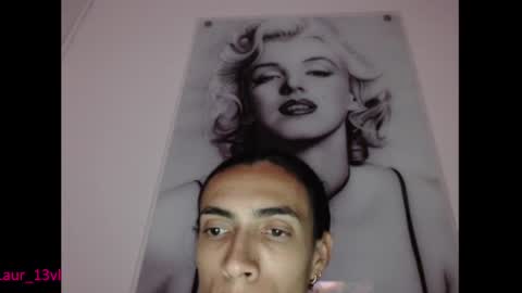 Snapshot of diva_gold chatting on January 2025 04:44:02 AM LAURAXXX online show from January 2025 04:44:02 AM