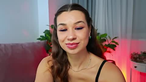 Tia online show from March 2026 06:08:01 PM