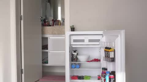 Snapshot of divinaafrodite chatting on November 2025 07:10:01 PM Ela online show from November 2025 07:10:01 PM