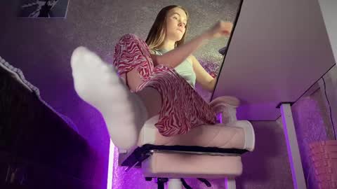 Snapshot of divine_hannah chatting on March 2025 09:37:01 PM Hannah online show from March 2025 09:37:01 PM