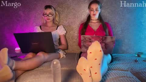 Snapshot of divine_hannah chatting on September 2025 10:46:02 PM Hannah online show from September 2025 10:46:02 PM