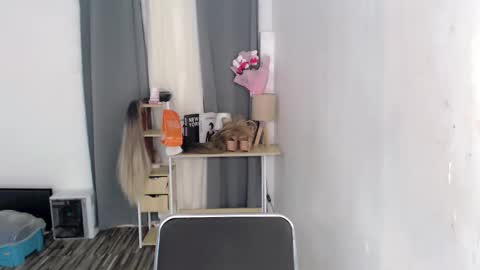 Snapshot of divine_sawanta chatting on April 2026 08:36:02 PM SAWANTA online show from April 2026 08:36:02 PM