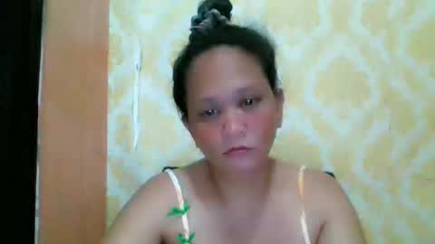 Snapshot of divinegrace10 chatting on May 2026 07:56:02 AM Divine Grace Close To Your Hear online show from May 2026 07:56:02 AM