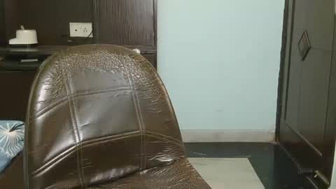 Snapshot of divyakhan chatting on September 2025 04:15:01 AM divyakhan online show from September 2025 04:15:01 AM