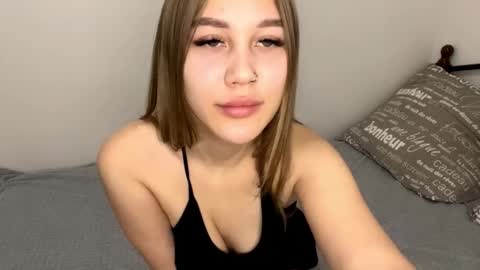 Snapshot of dixiecritchley chatting on October 2025 04:58:02 PM Stella online show from October 2025 04:58:02 PM