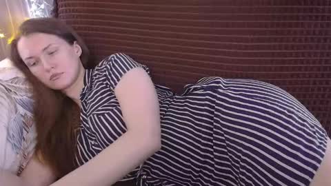 Snapshot of dixiemiller chatting on March 2026 01:22:02 AM Dixiemiller online show from March 2026 01:22:02 AM