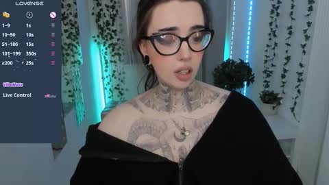 Snapshot of dixipixi_ chatting on March 2026 07:22:02 AM dixipixi_ online show from March 2026 07:22:02 AM