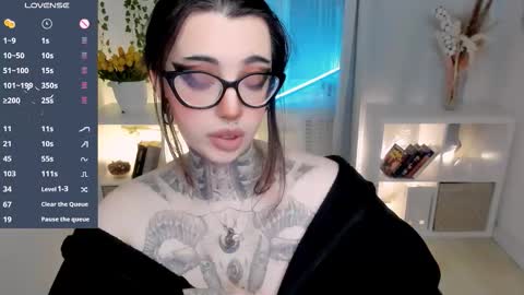 Snapshot of dixipixi_ chatting on March 2026 05:51:01 AM dixipixi_ online show from March 2026 05:51:01 AM