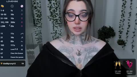 Snapshot of dixipixi_ chatting on April 2026 06:55:02 AM dixipixi_ online show from April 2026 06:55:02 AM