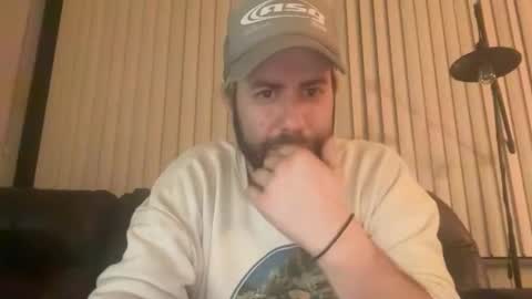 Snapshot of dj_chaterbate chatting on April 2026 07:33:02 AM DJ Chaterbate online show from April 2026 07:33:02 AM