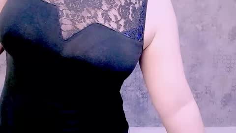 djullia online show from February 2025 01:20:01 PM