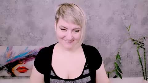 djullia online show from December 2025 05:17:02 AM