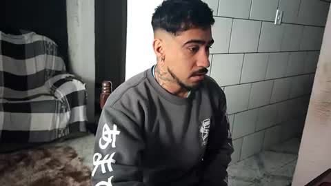 AmigodotadoZL online show from July 2026 02:32:02 PM