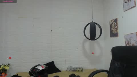 Snapshot of dmitrisanders1 chatting on December 2024 01:50:02 AM Maybe in pvt online show from December 2024 01:50:02 AM