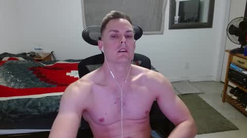 Snapshot of dmoney212 chatting on May 2026 06:55:02 AM dmoney212 online show from May 2026 06:55:02 AM