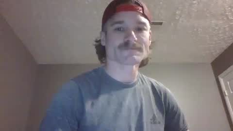 Snapshot of dngl264699 chatting on December 2024 02:19:01 AM ImperviousAnchored online show from December 2024 02:19:01 AM