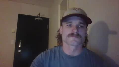 Snapshot of dngl264699 chatting on January 2025 04:23:01 AM ImperviousAnchored online show from January 2025 04:23:01 AM