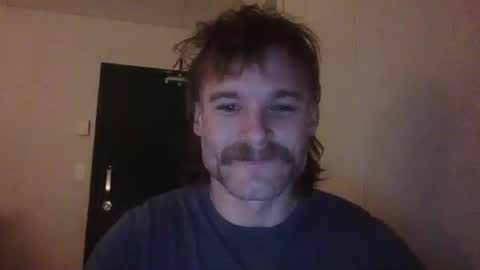 Snapshot of dngl264699 chatting on February 2025 08:06:01 AM ImperviousAnchored online show from February 2025 08:06:01 AM