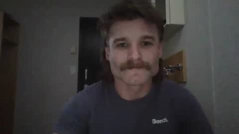 Snapshot of dngl264699 chatting on February 2025 04:09:02 PM ImperviousAnchored online show from February 2025 04:09:02 PM