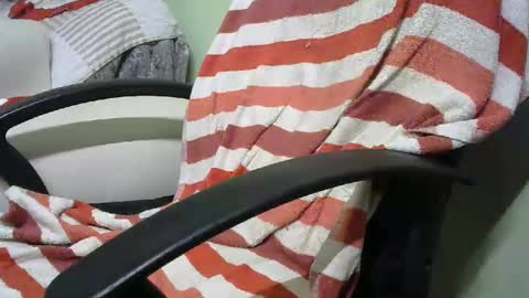 Snapshot of doctorlove_evil chatting on January 2025 09:15:01 PM doctorlove_evil online show from January 2025 09:15:01 PM