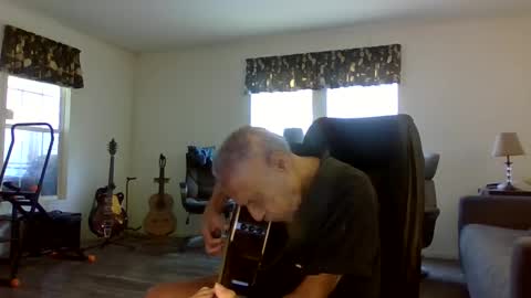 Snapshot of dogluc7 chatting on March 2025 02:55:01 PM dogluc7 online show from March 2025 02:55:01 PM