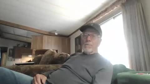 Snapshot of doingmyself69 chatting on April 2026 10:29:02 PM doingmyself69 online show from April 2026 10:29:02 PM