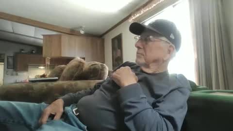 Snapshot of doingmyself69 chatting on April 2026 11:07:02 PM doingmyself69 online show from April 2026 11:07:02 PM