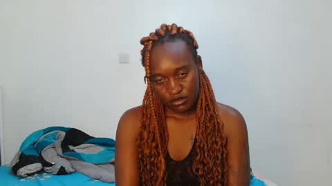 Dolce online show from November 2025 09:28:01 PM