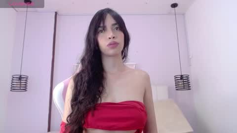 Dolce online show from December 2024 03:21:02 PM