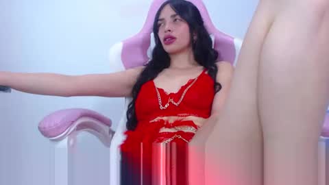 Dolce online show from March 2025 04:56:02 PM