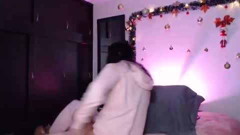 dolceclown_ online show from December 2024 05:28:02 AM