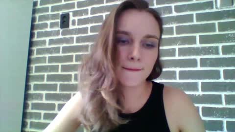Snapshot of dolcezza_ chatting on April 2026 12:36:02 PM dolcezza_ online show from April 2026 12:36:02 PM