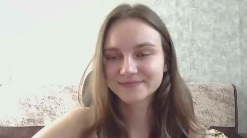 dolcezza_ online show from May 2026 10:10:01 AM