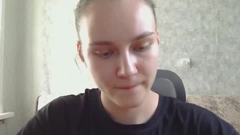 dolcezza_ online show from May 2026 02:57:02 PM