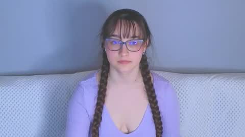 Tessa online show from April 2026 04:46:01 AM