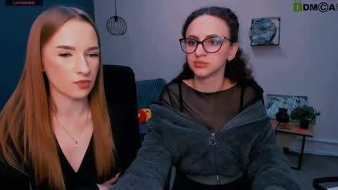 Snapshot of doll_vey chatting on March 2025 03:42:02 PM doll_vey online show from March 2025 03:42:02 PM