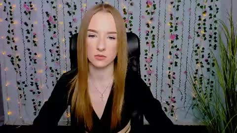 Snapshot of doll_vey chatting on March 2025 09:29:01 AM doll_vey online show from March 2025 09:29:01 AM