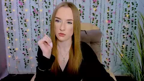 Snapshot of doll_vey chatting on March 2025 09:24:02 AM doll_vey online show from March 2025 09:24:02 AM