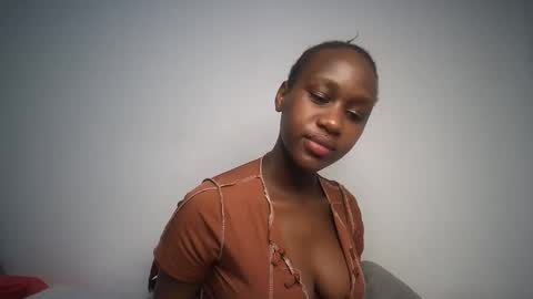 dollberry online show from January 2025 11:27:02 PM